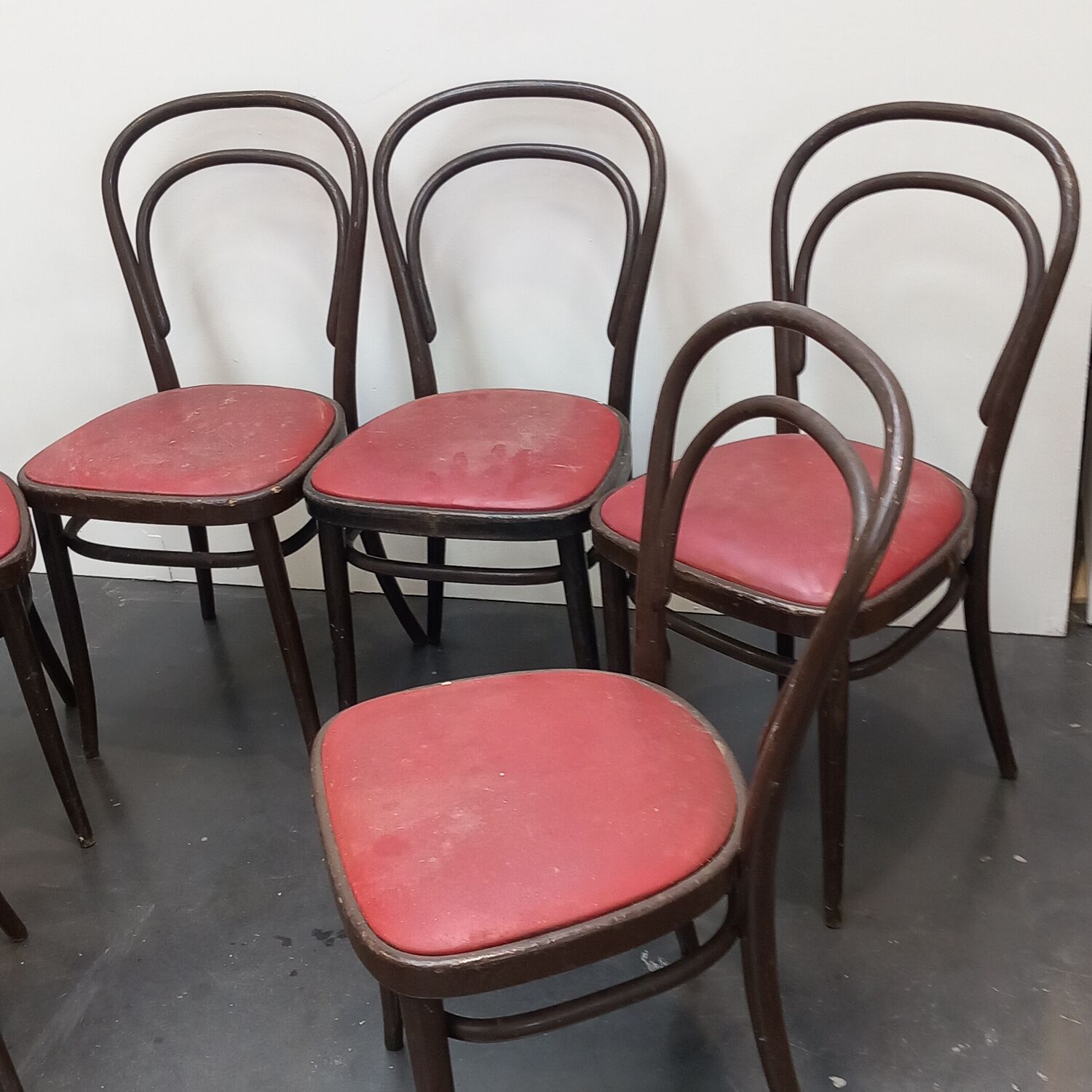 Chaises Thonet 214