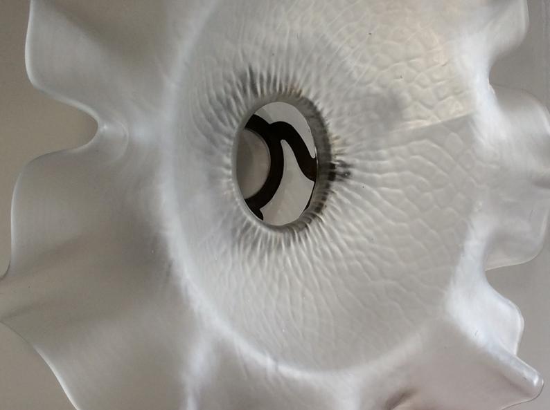 Old suspension in 1960s glass depoli fixture