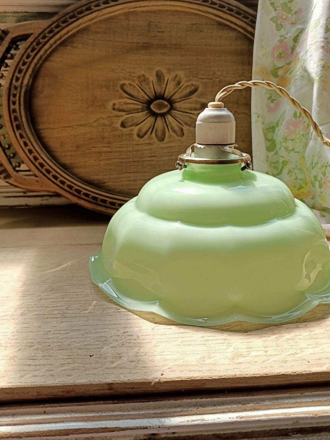 Suspension en verre vert