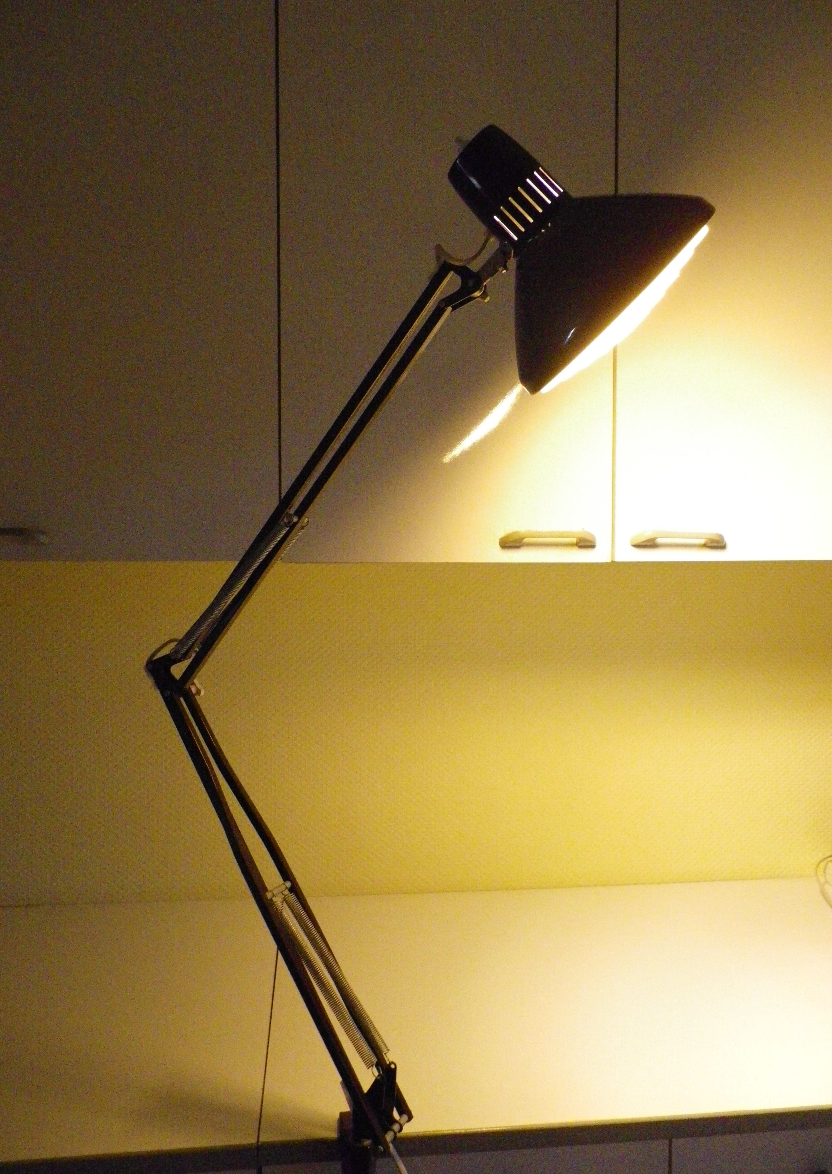Lamp architect with lampshade in enamelled plate and 2 articulated arms brand ledu