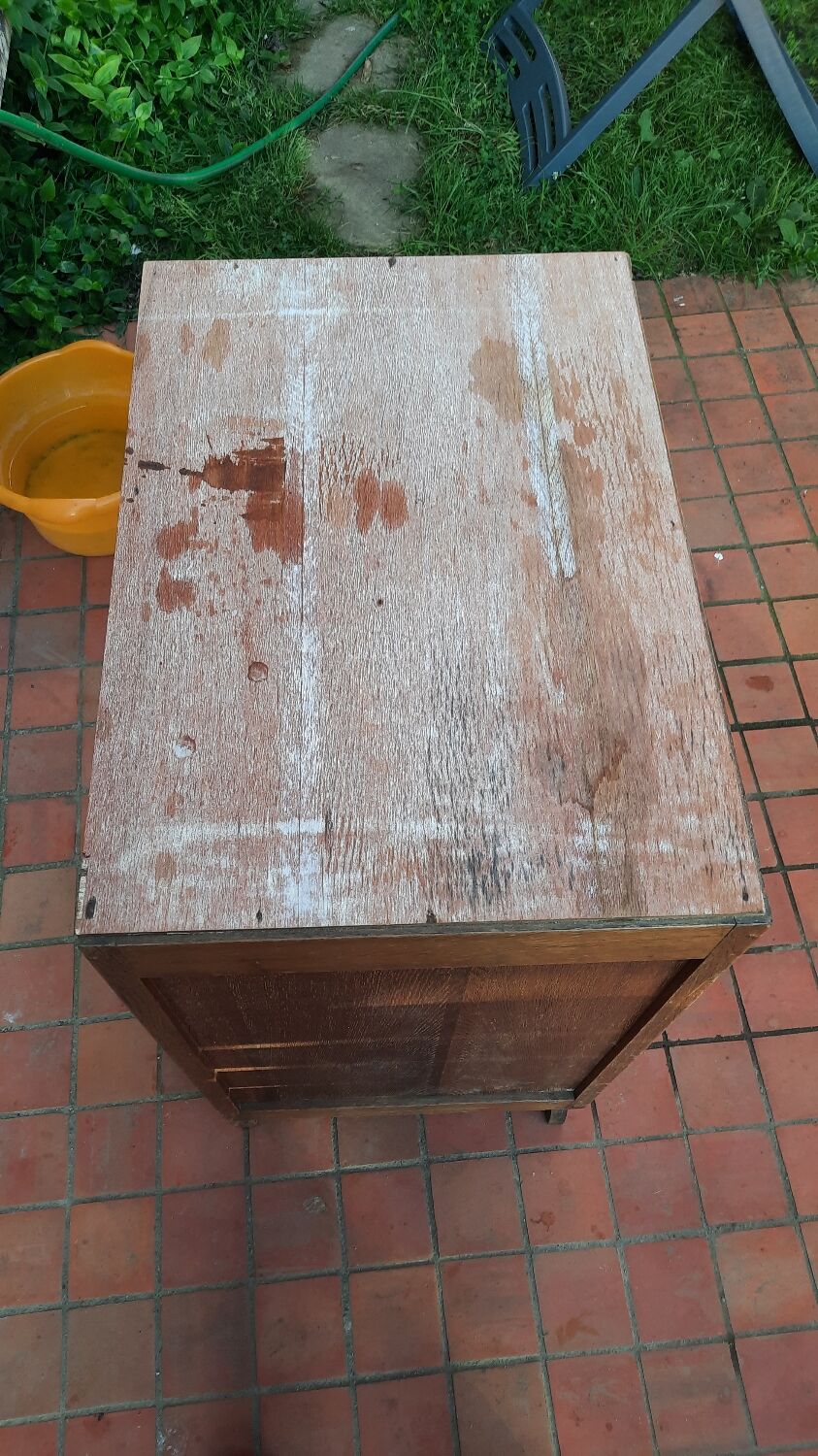 Vintage chest of drawers