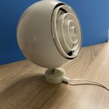 Globe wall lamp with reflector
