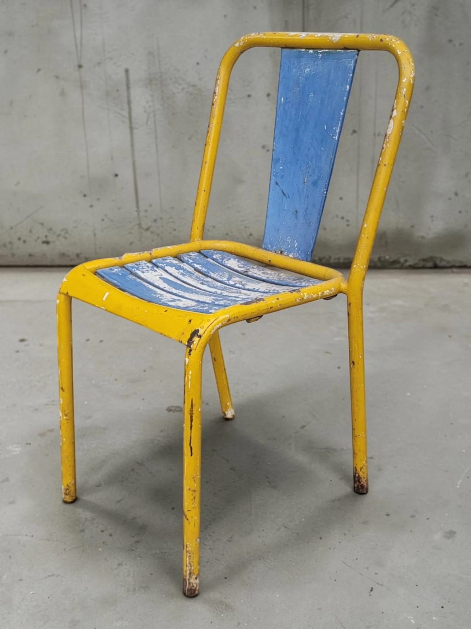 Chaises Tolix Xavier Pauchard T4 - 1950s