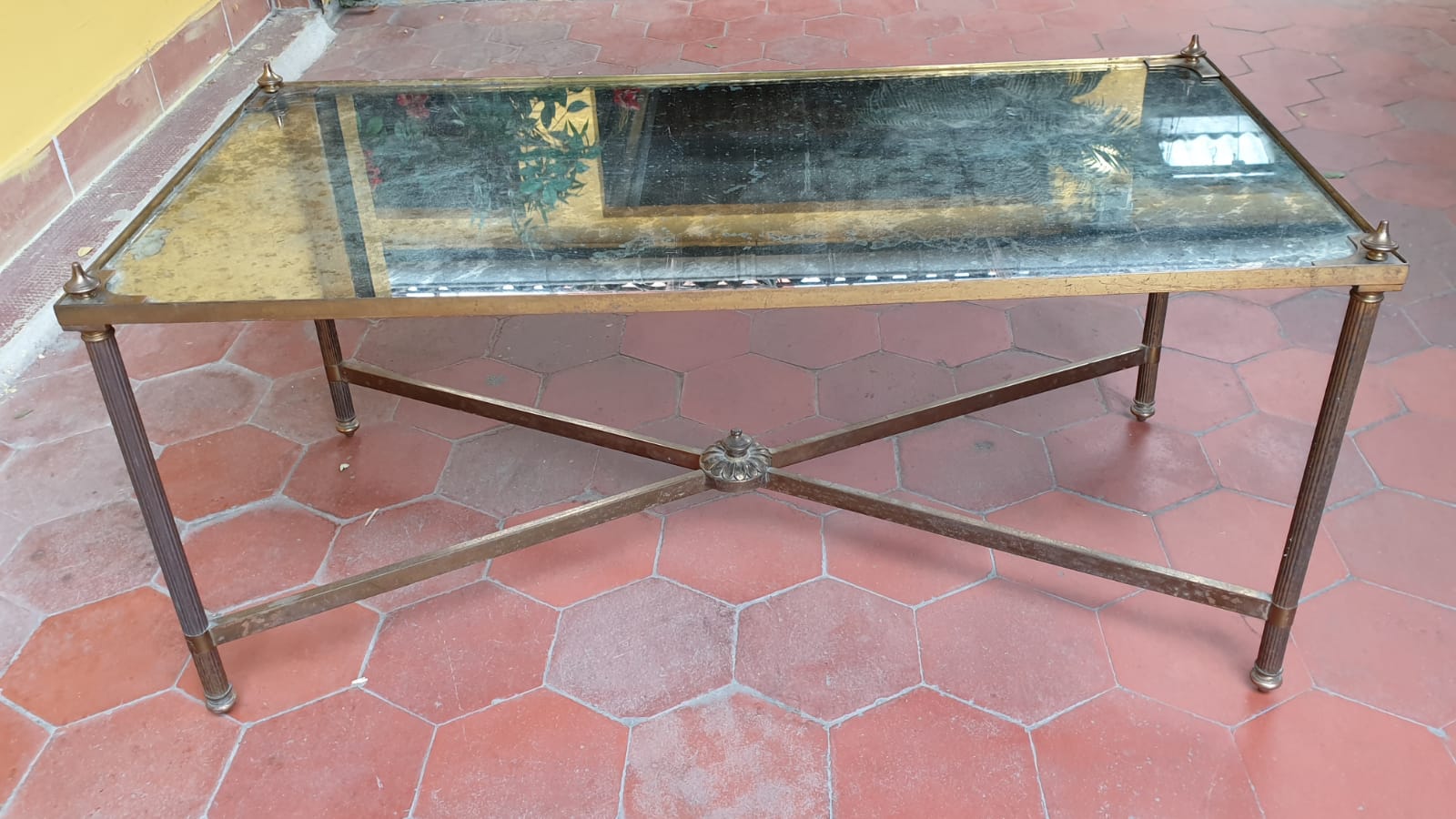Bronze coffee table and brass oxidized mirror tray