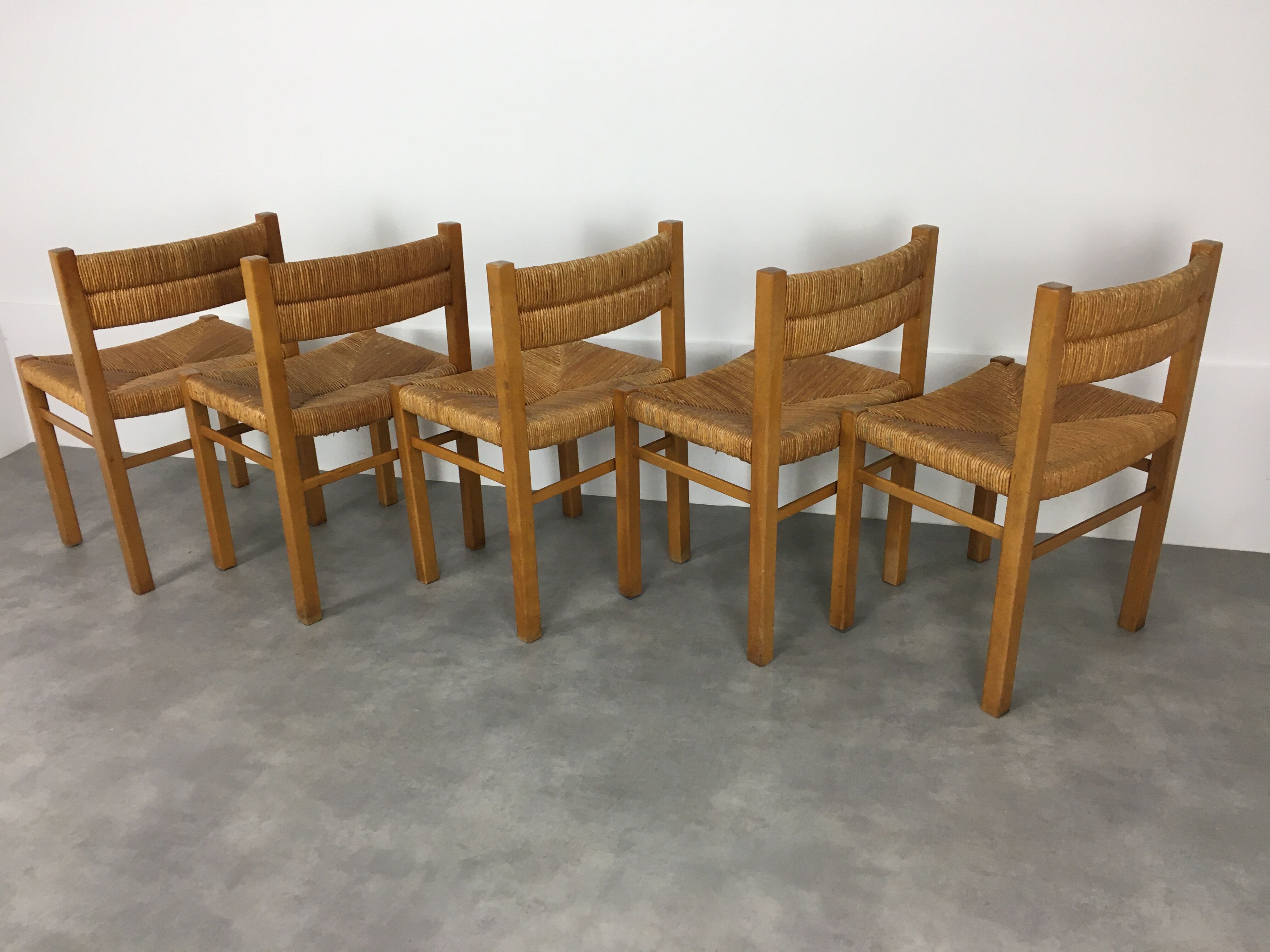 Set of 5 chairs in wood and straw, 60s