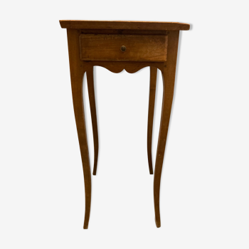 Wooden pedestal table