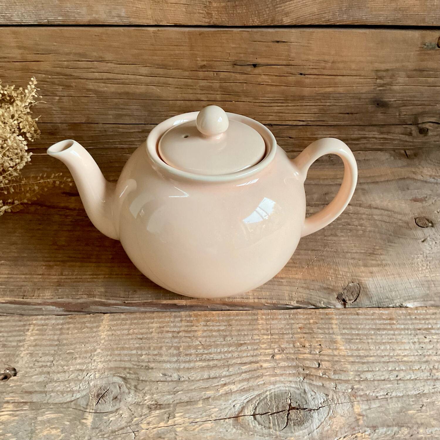 Pristine England Teapot