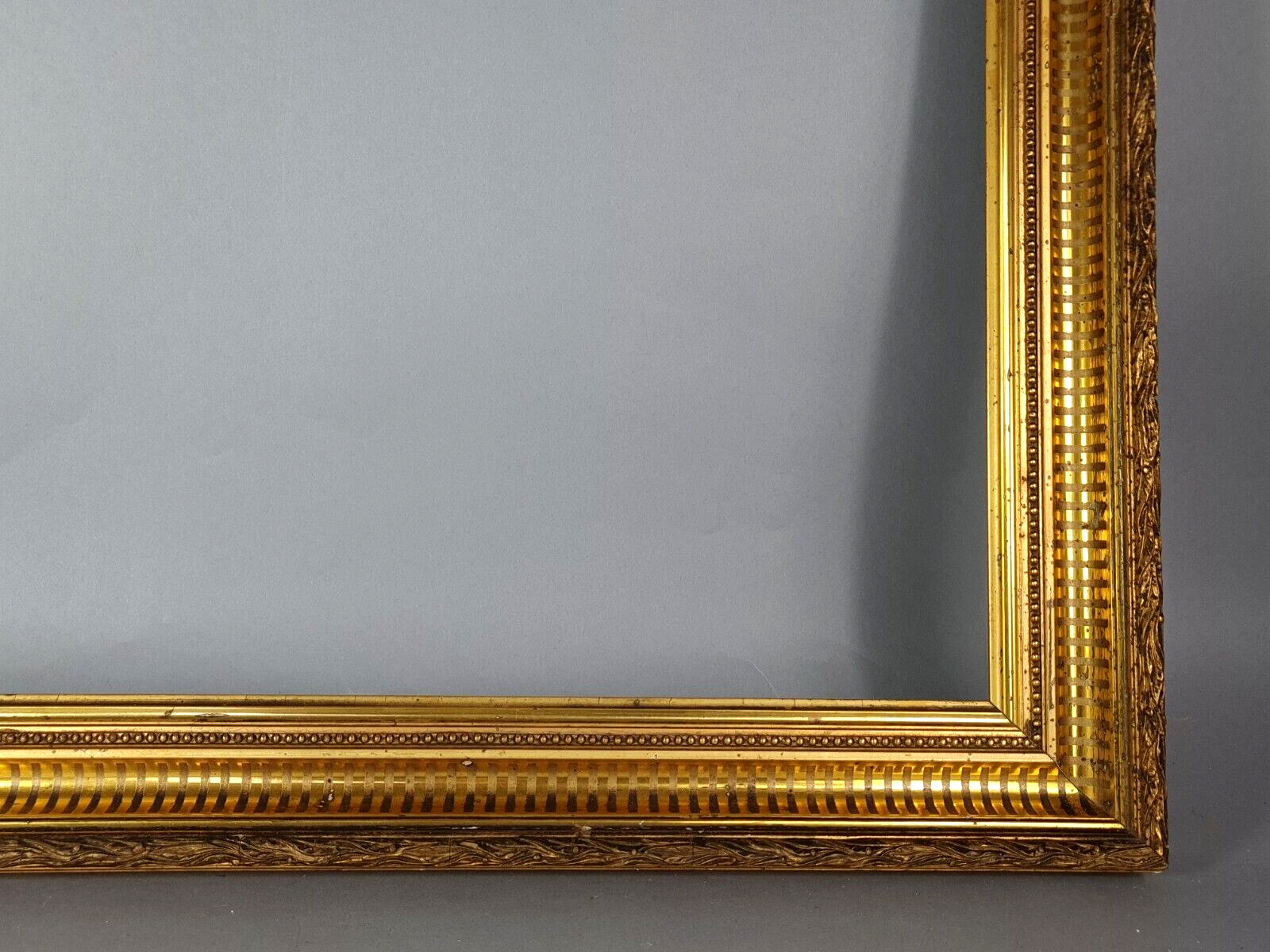 Old channel frame wood original gilding stucco 67x55 foliage 56x44.5 cm SB