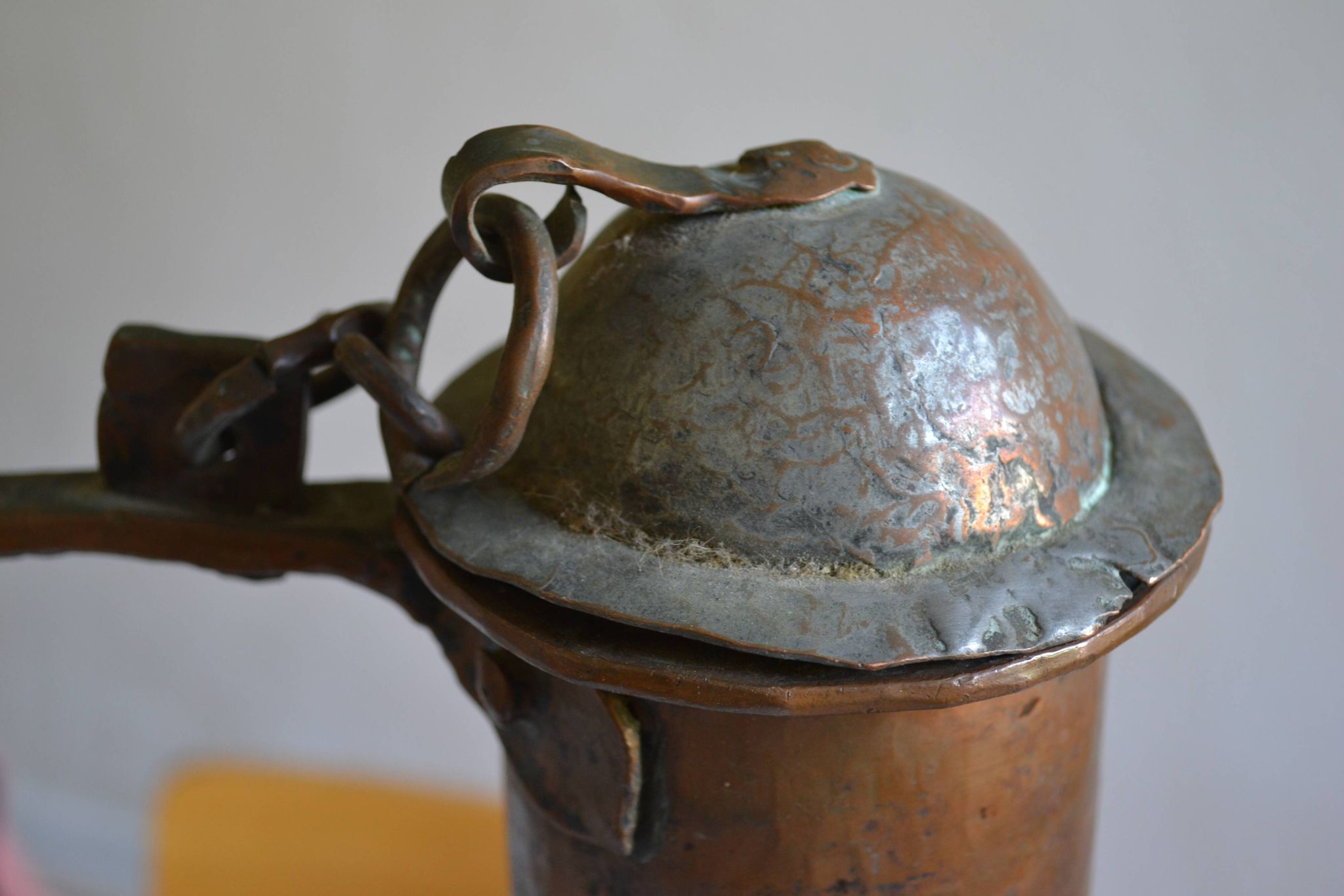 ancien grand coquemar en cuivre rouge