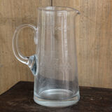 Carafe en verre soufflé, ciselé