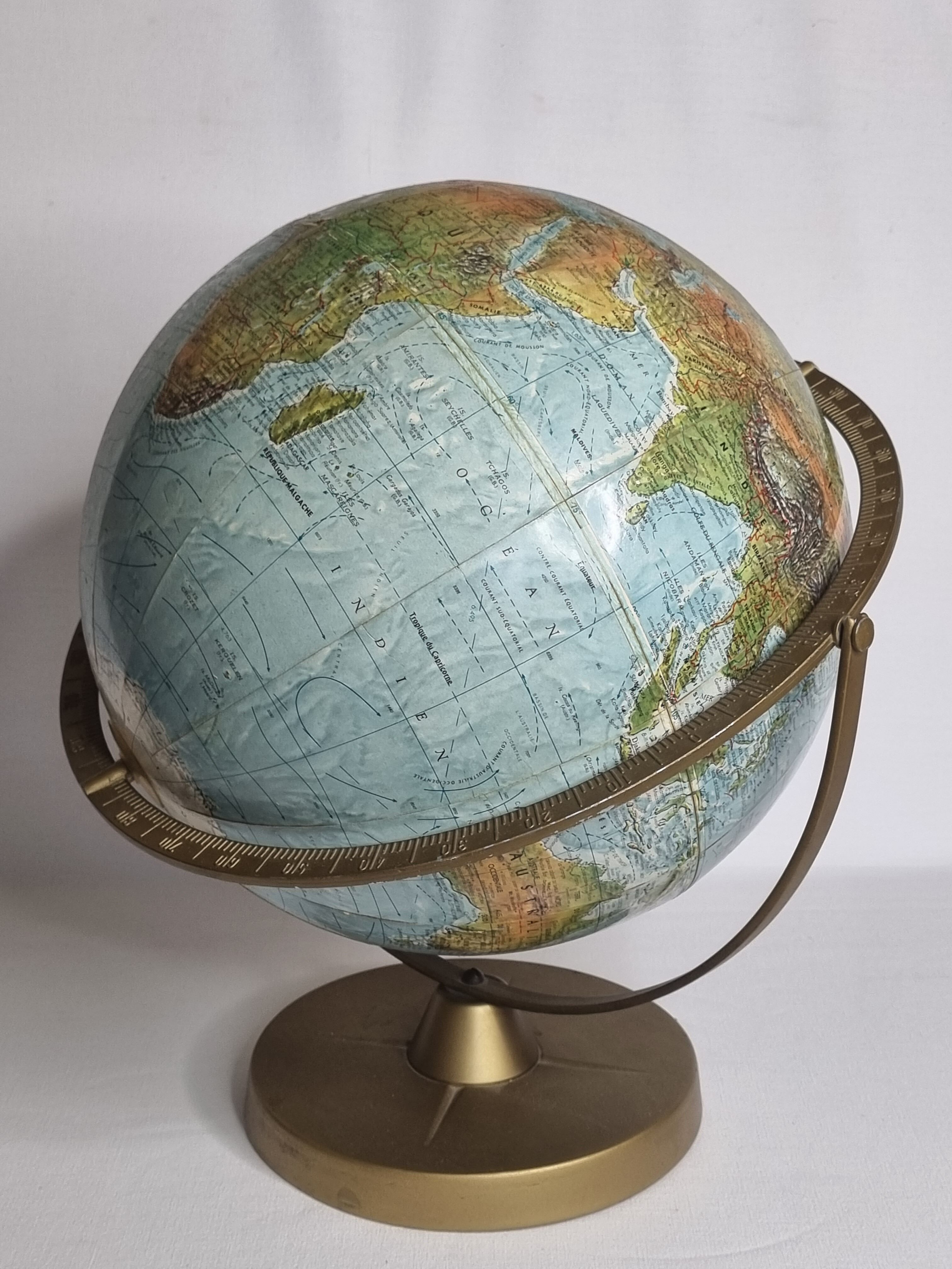 Globe in relief, Scan-Globe Denmark, gyroscope, 30 cm