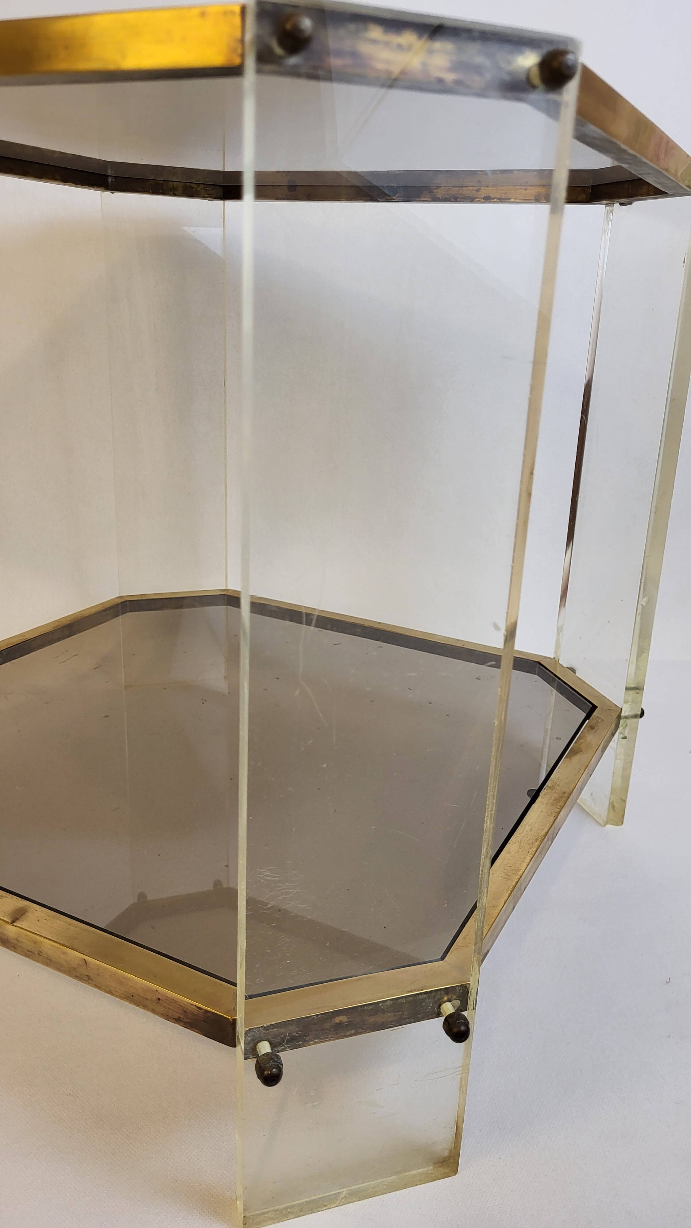 Coffee table 70s plexiglas / smoked glass