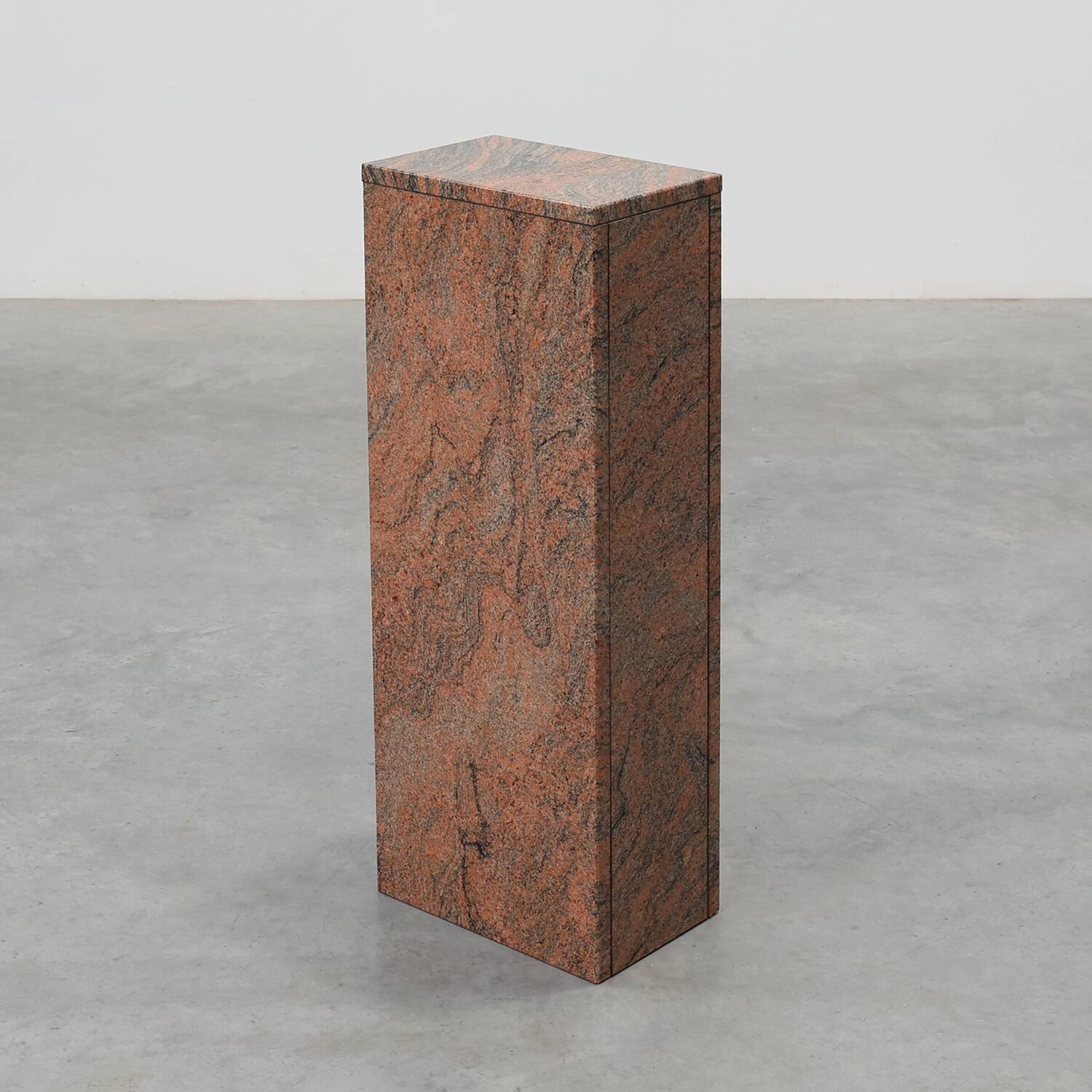 Rectangular red granite pedestal, Belgium, 20th century