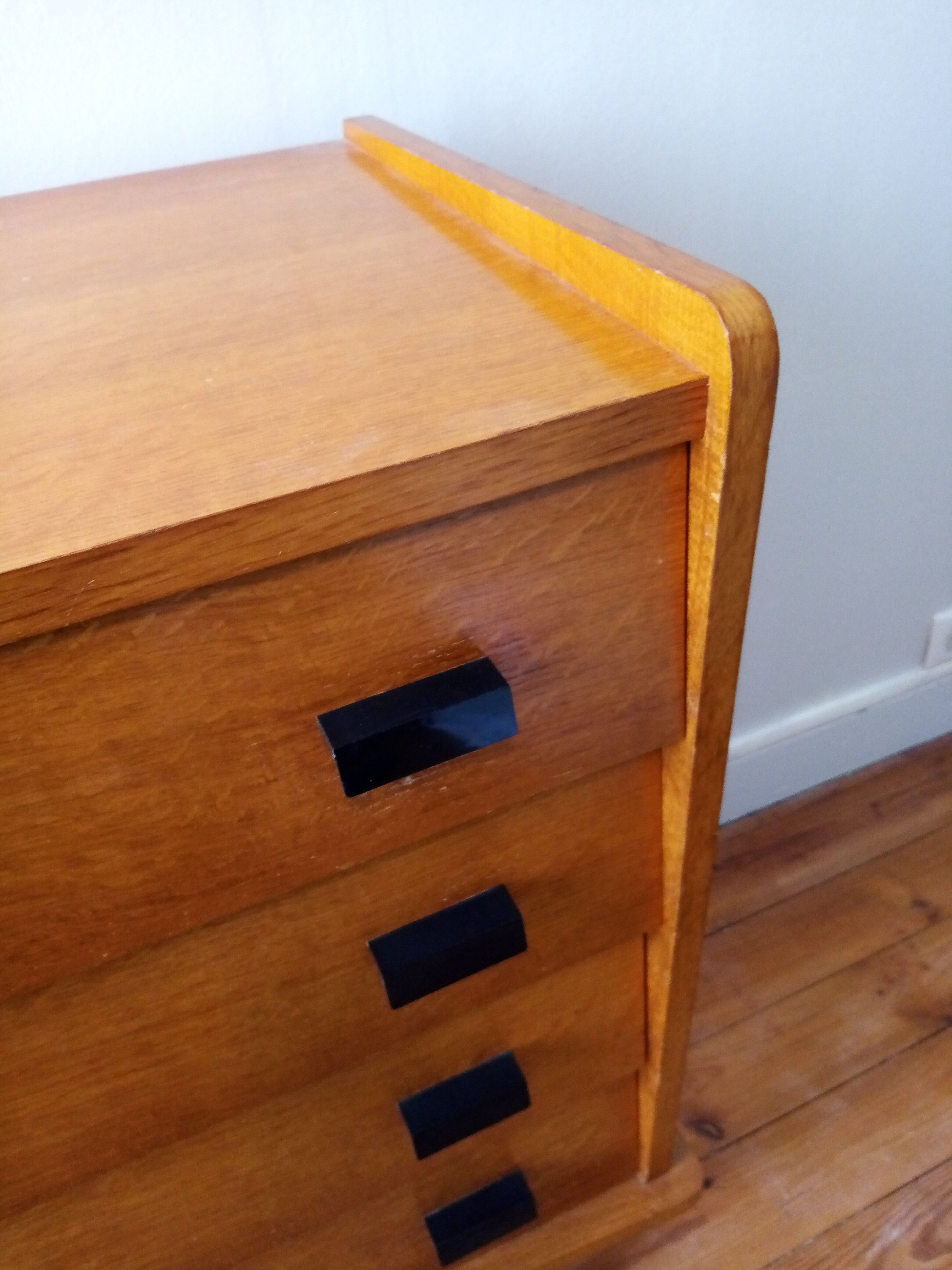 Large vintage chest of drawers
