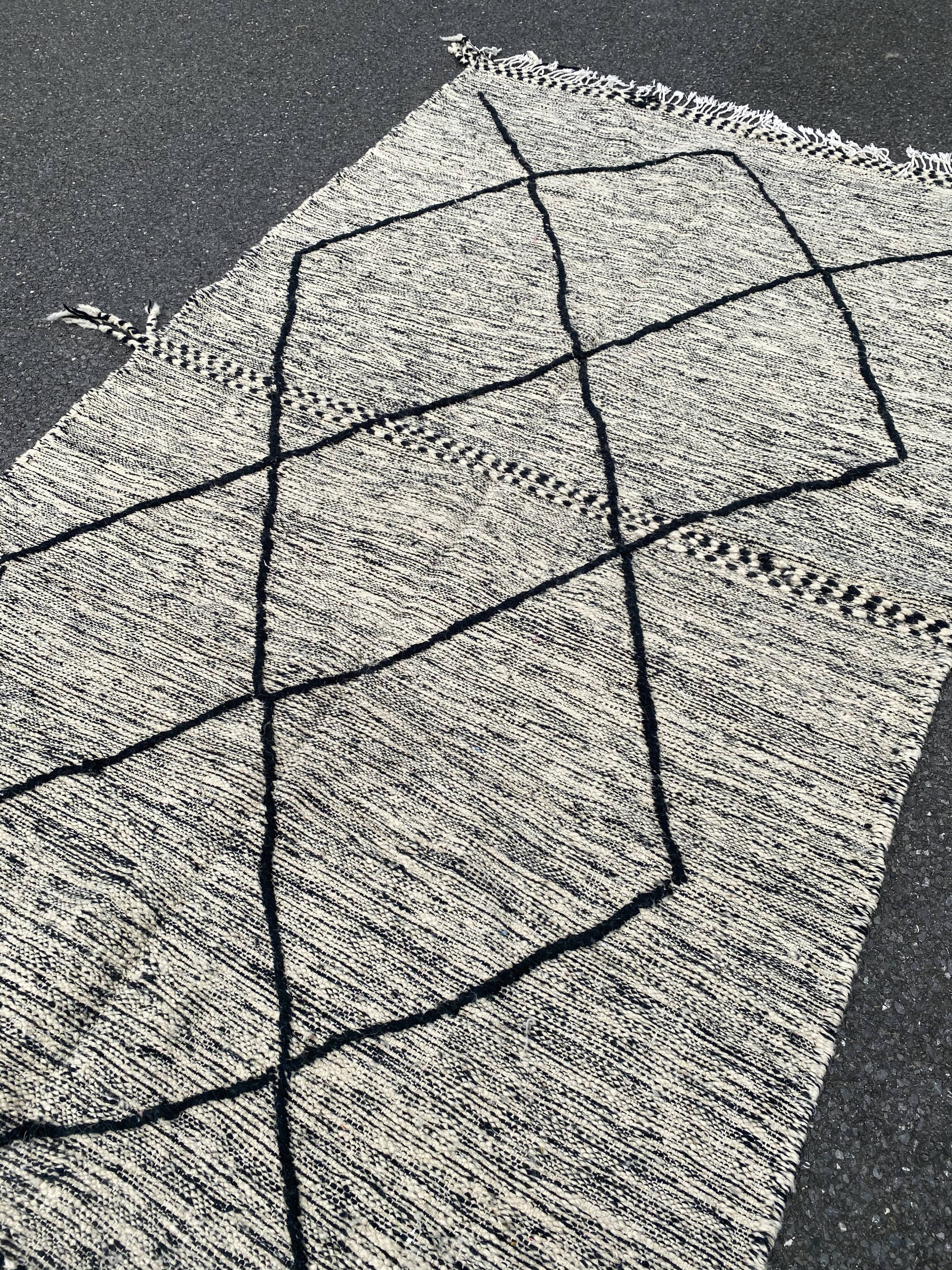 Kilim wool rug in wool 150x270 cm