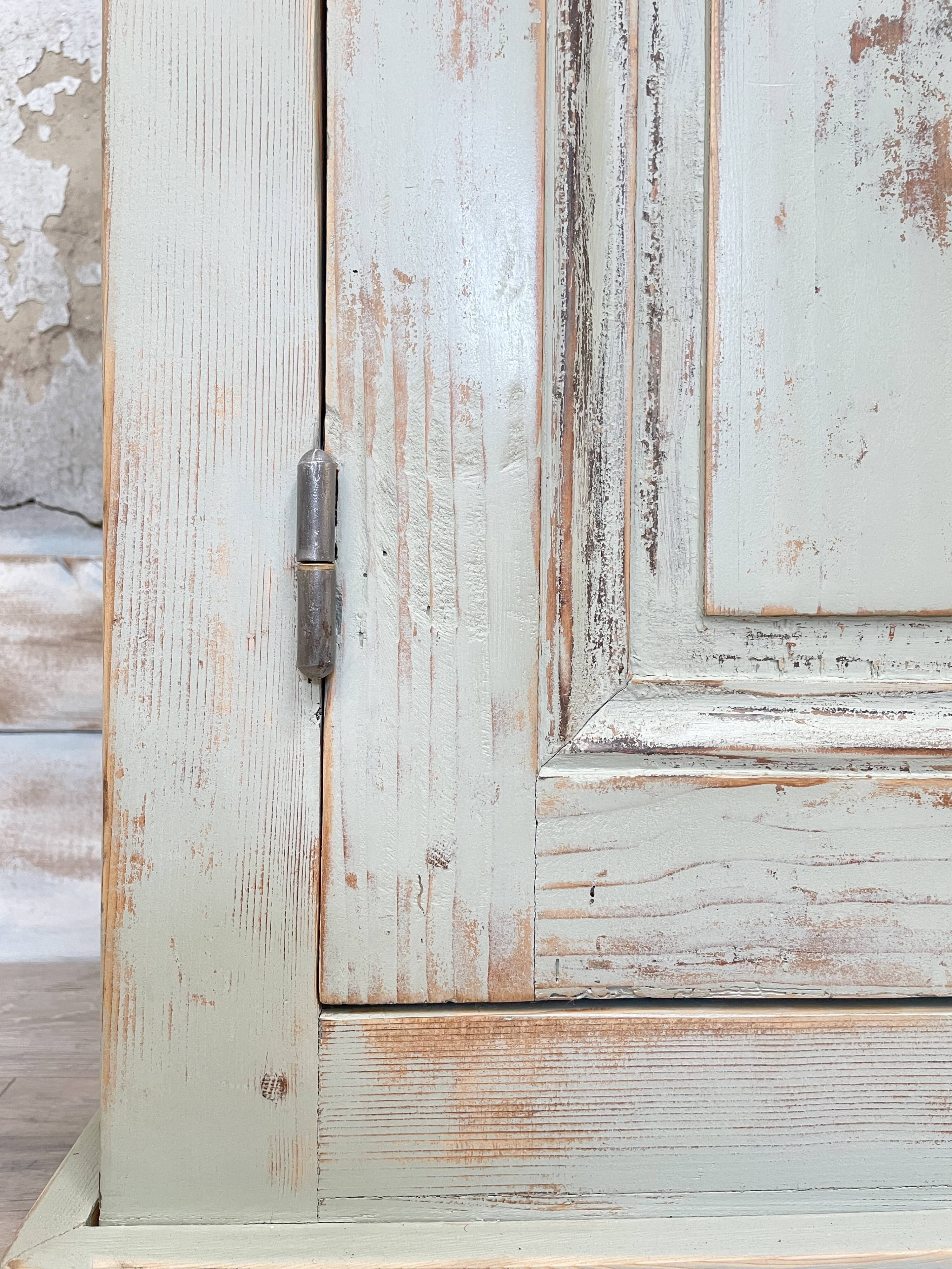 Furniture two body showcase, around 1900.