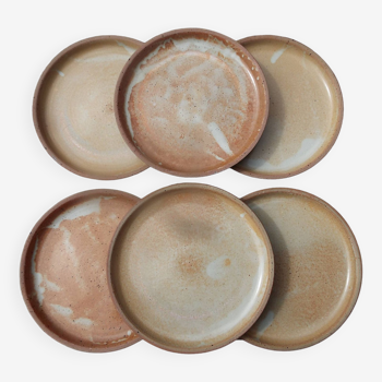 6 flat stoneware plates