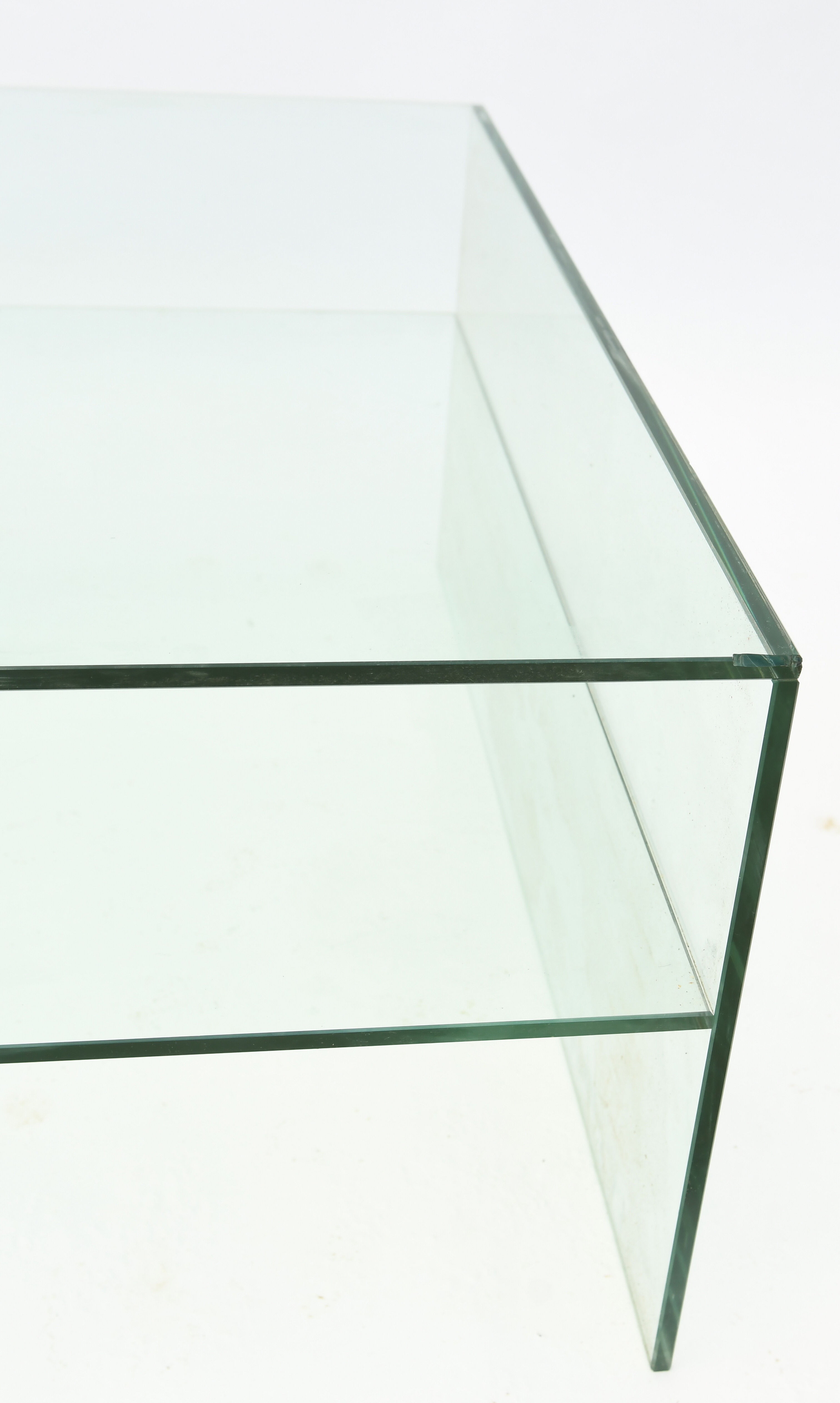 Table basse en verre