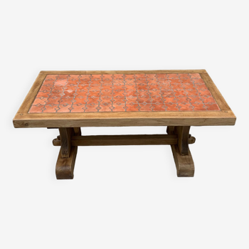 Wooden coffee table and tiles
