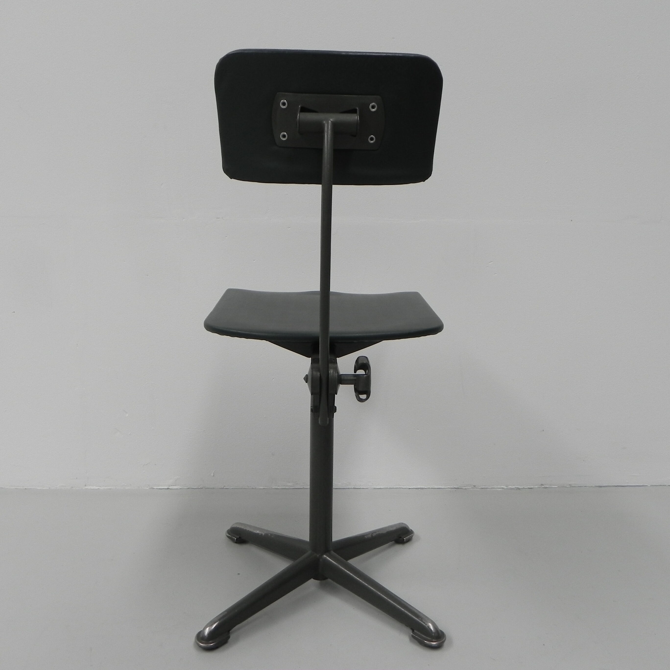 Studio chair, architect's chair Ahrend de Cirkel