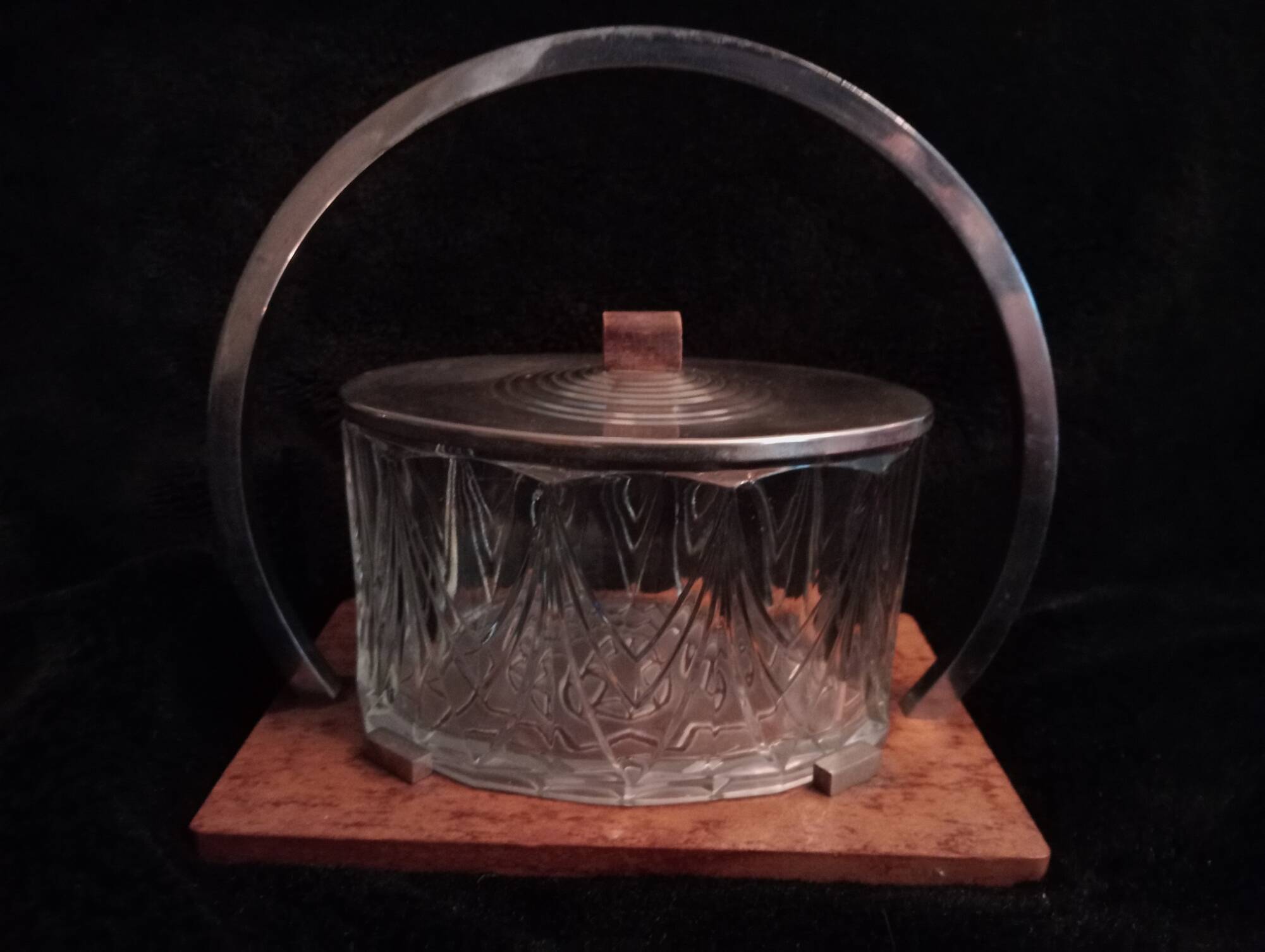 Art Deco Biscuit Maker