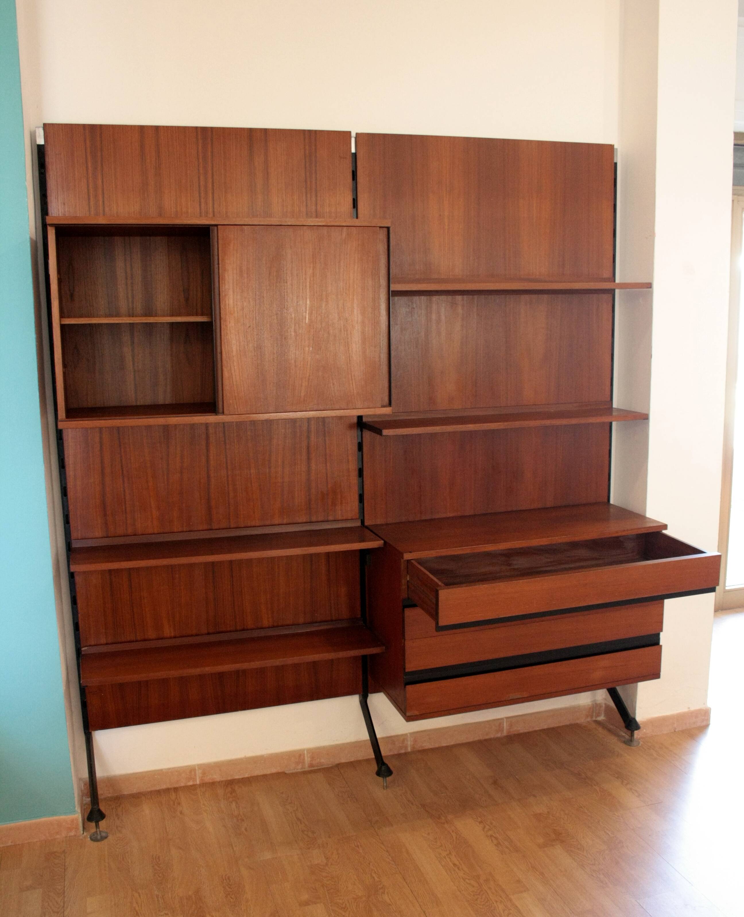 Modular wall system “Urio” by Ico and Luisa Parisi for MiM 1957, bib