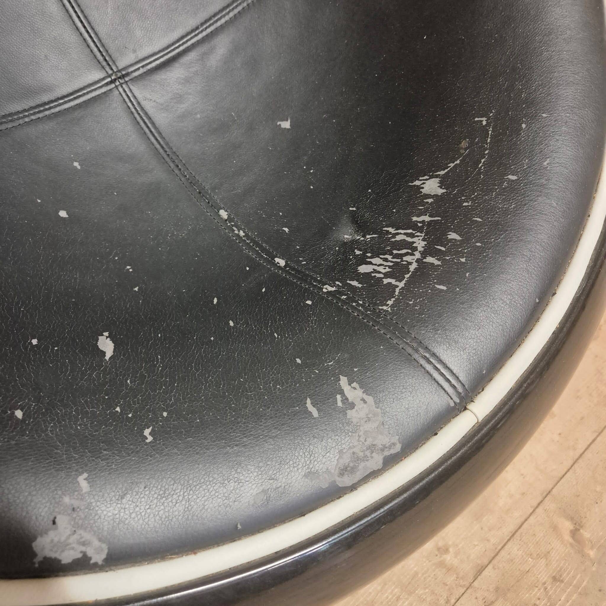 Vintage Fiberglass Lounge Chair, 1970s, Space Age Design