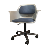 70' desk armchair