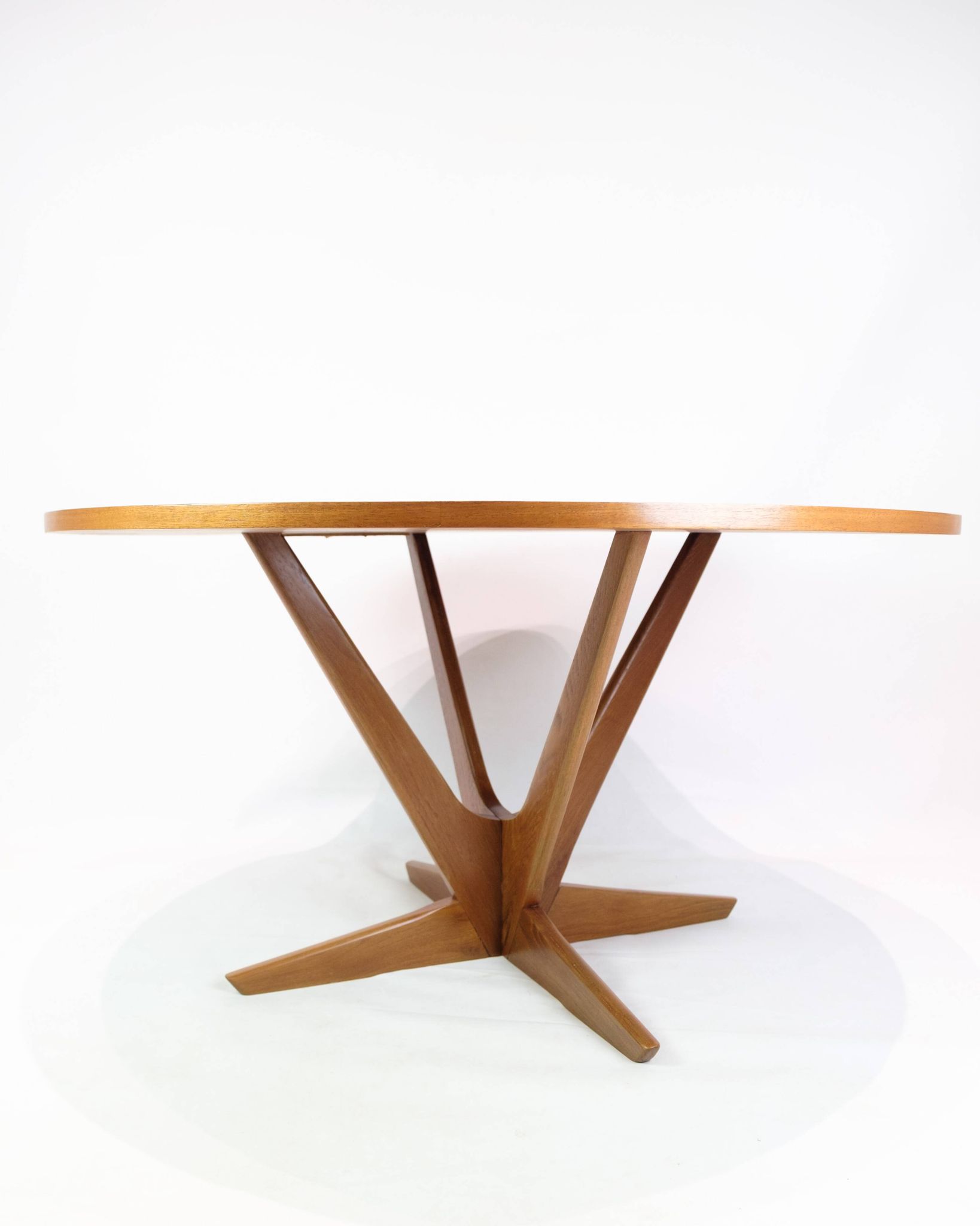 Coffee table – Round – Teak – Holger Georg Jensen – Kubus – 1960s