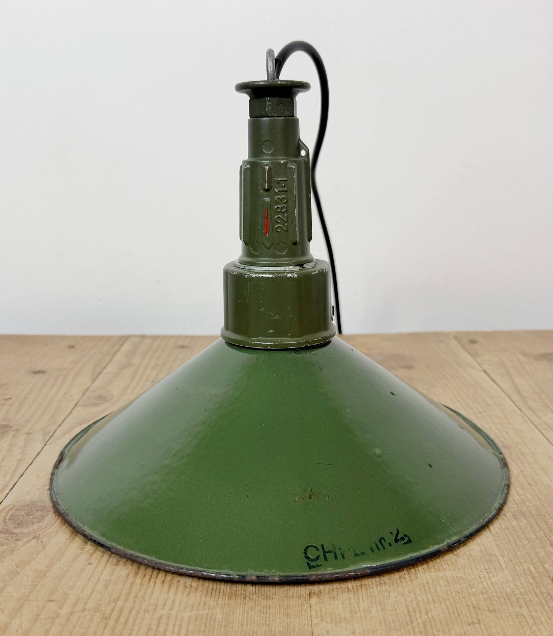 Industrial Green Enamel Military Pendant Lamp with Cast Aluminium Top, 1960