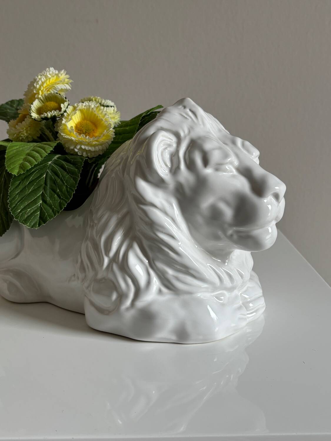 Ceramic lion planter