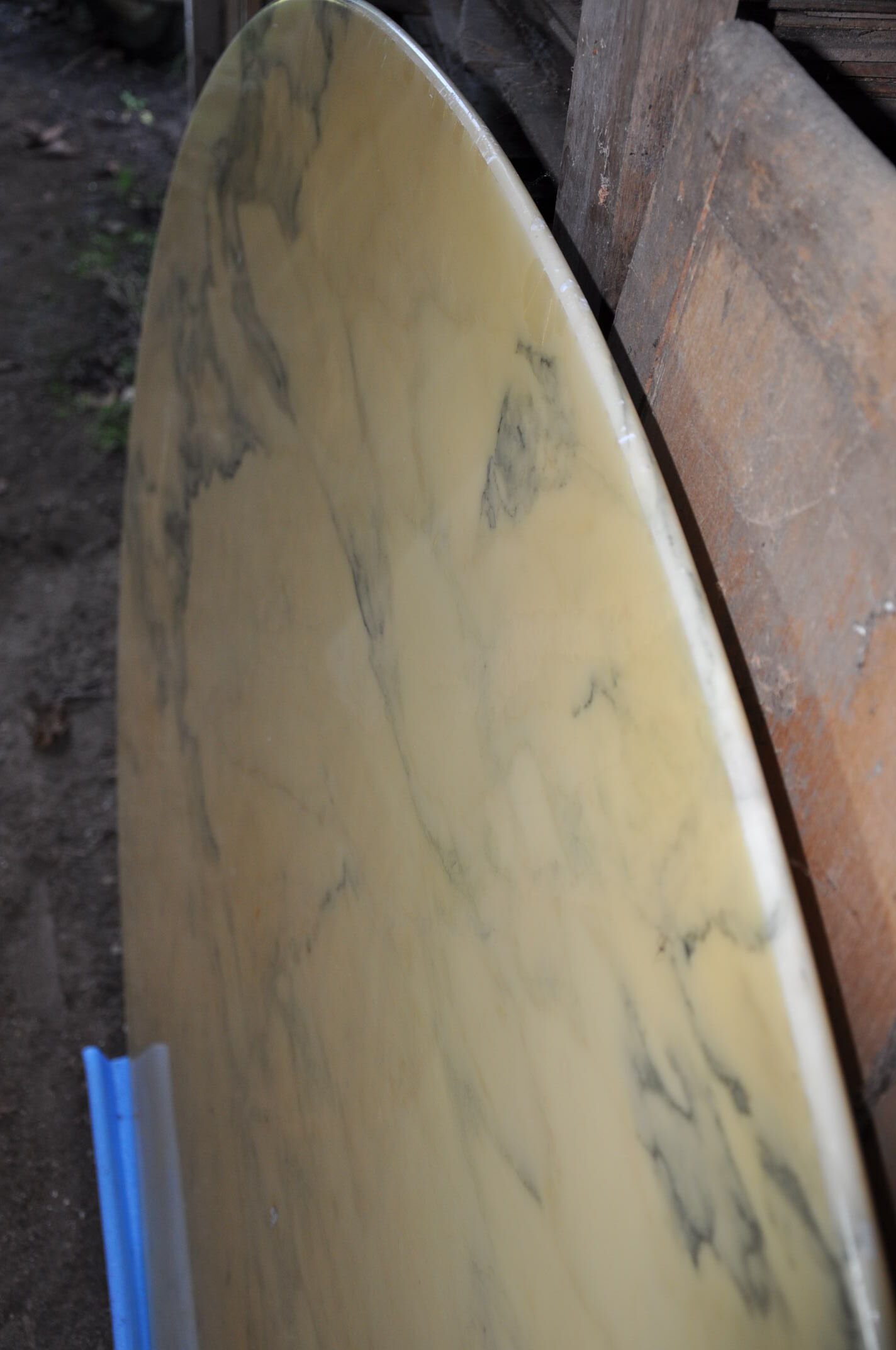 Meal table, oval, marble, 70