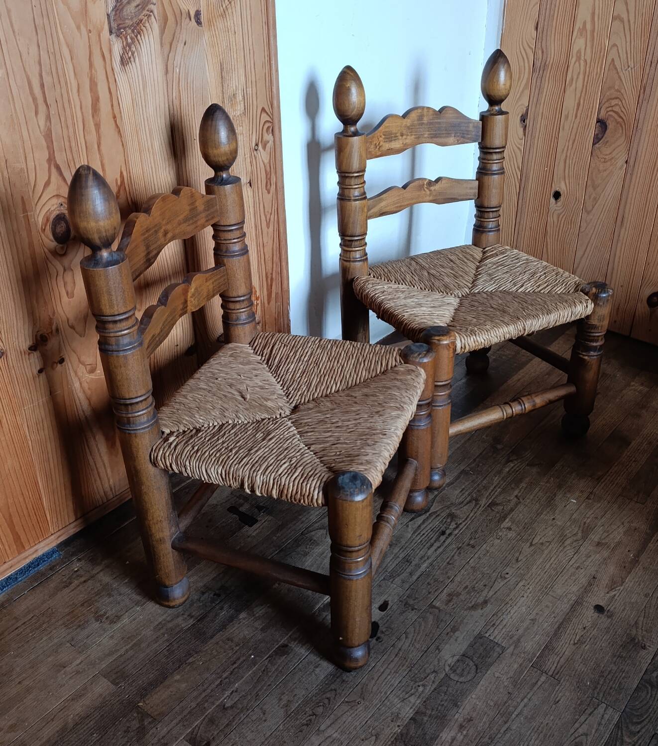 Pair of low bobbin turned wood chairs