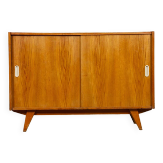 Oak chest of drawers, model U-452, by Jiroutek for Interier Praha, 1960