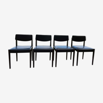 Lot of 4 chairs