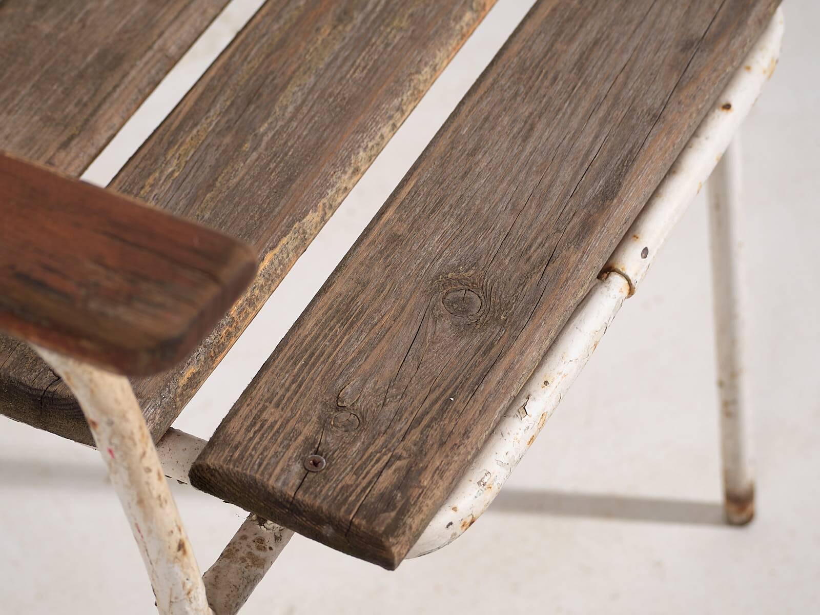 Antique garden chairs with armrests (c.1920). Set of 2 pieces #23