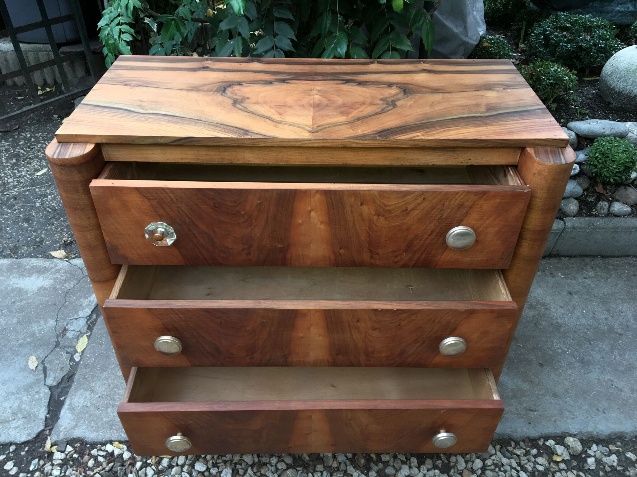 Art Deco dresser 1920