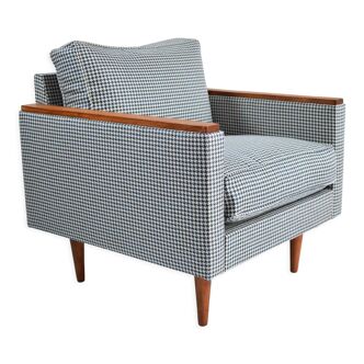 Armchair model Cube, renovated, original polish design, 1970, pied de poule