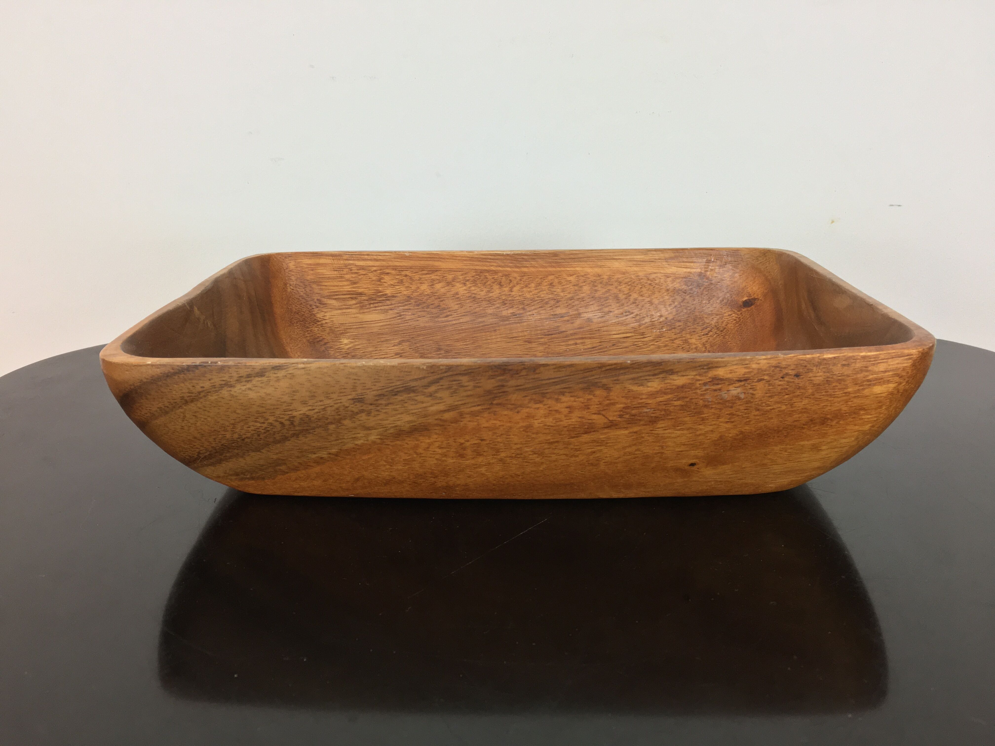 Scandinavian fruit cut in teak, wood