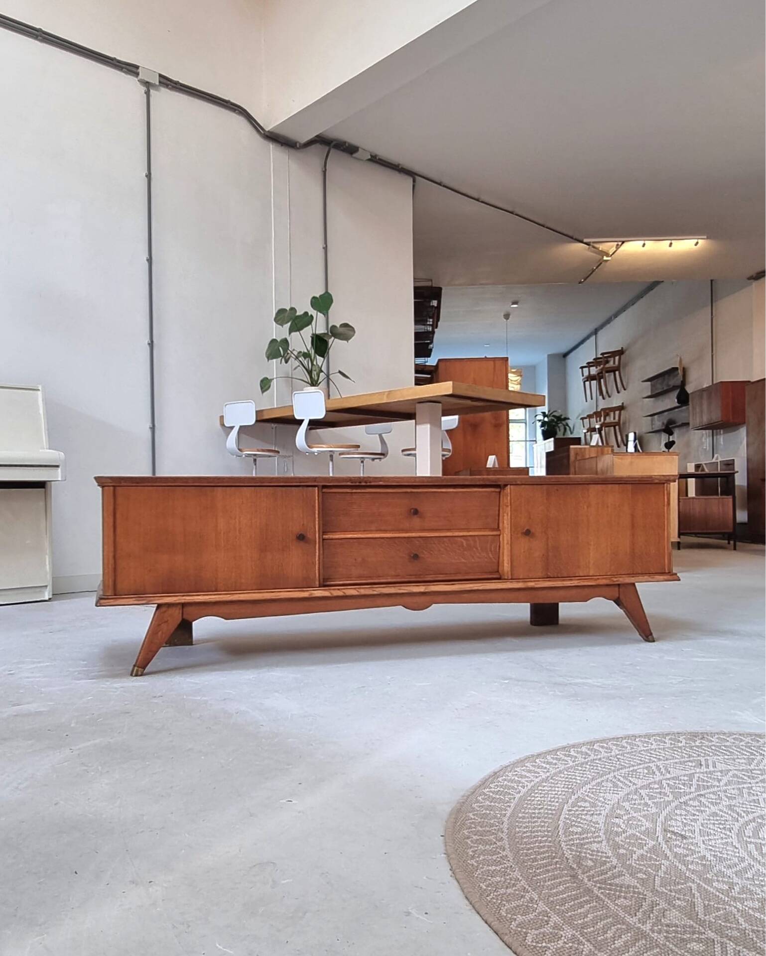 Mid-century lowboard
