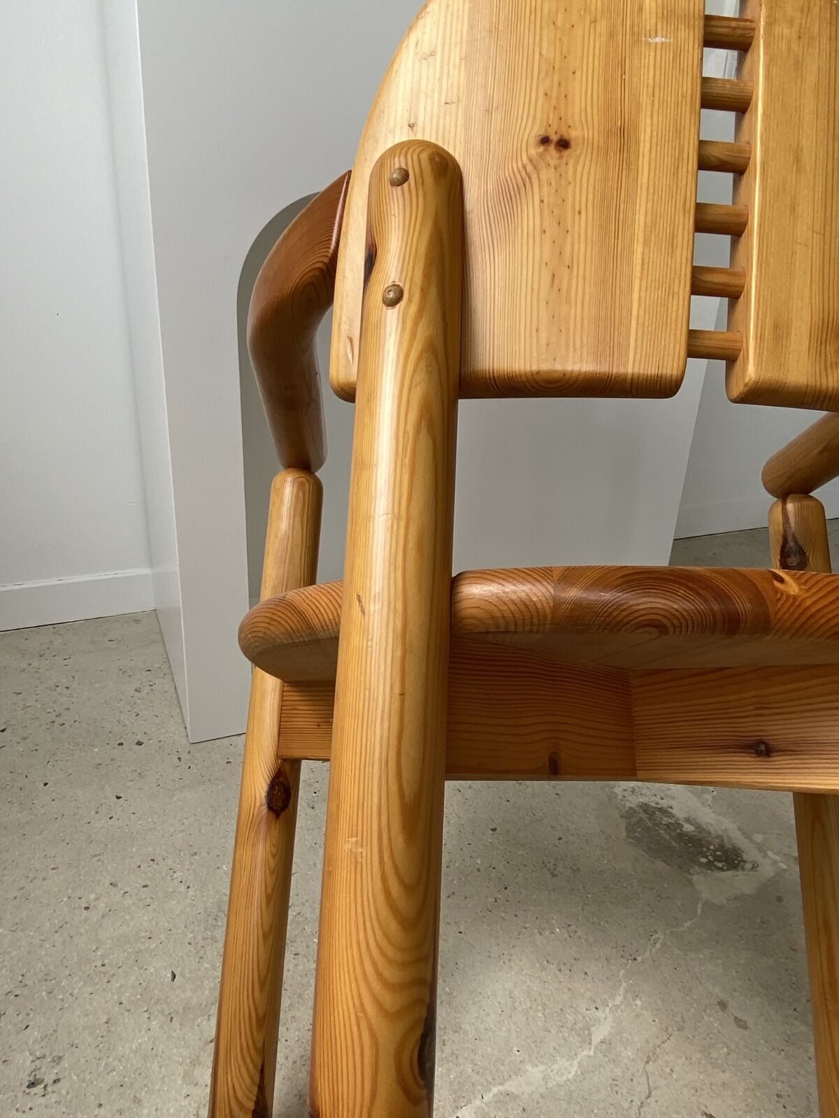 Pine armchair René Daumiller