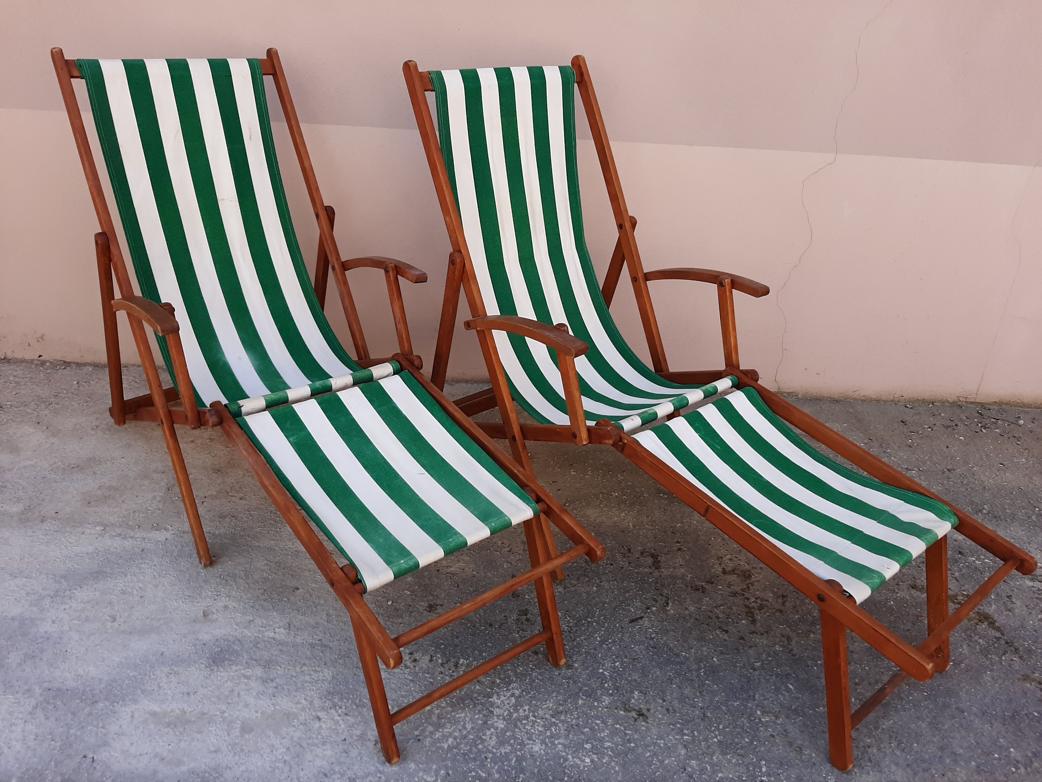 Pair of Chilean vintage sunbeds