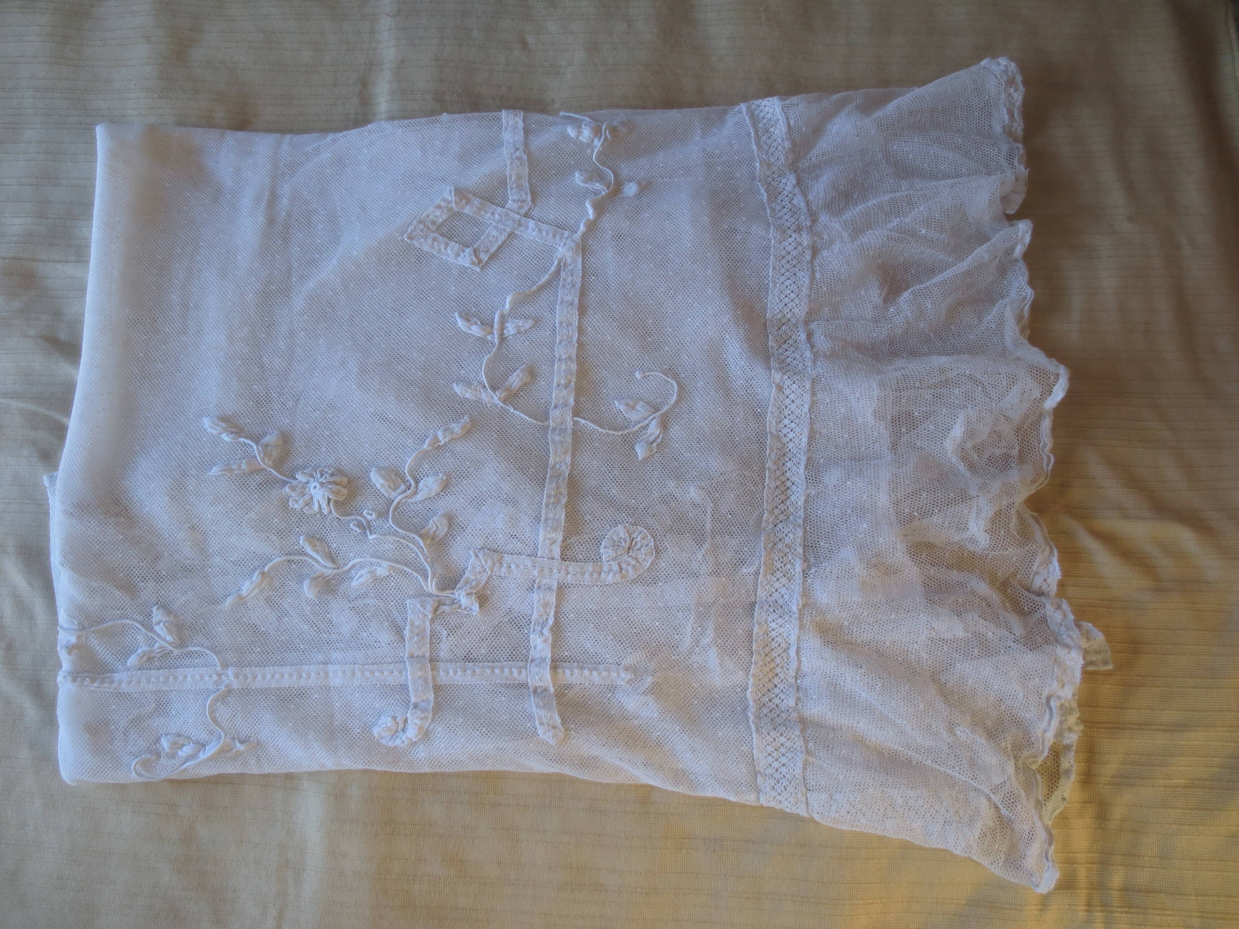 Ancient veil for bed sky