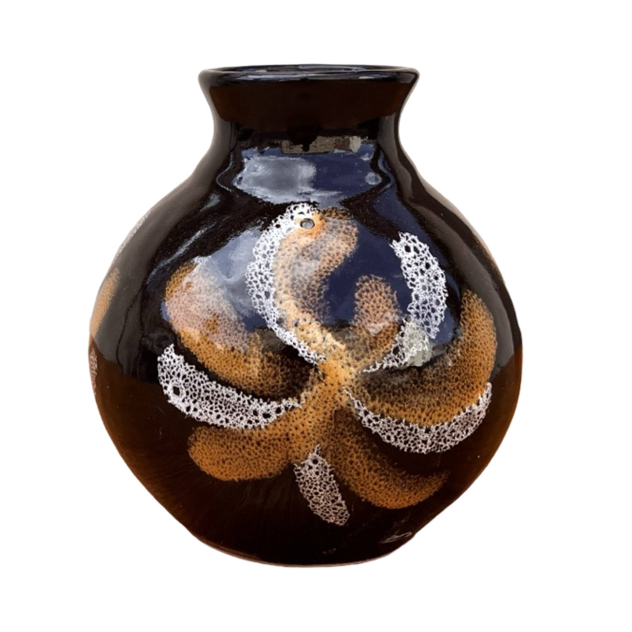 Ceramic vase, spila bolesławiec poland, 1970s.