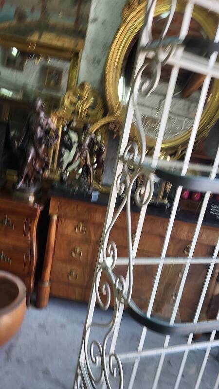 Etagere boulangere ancienne en fer forge a 5 niveaux