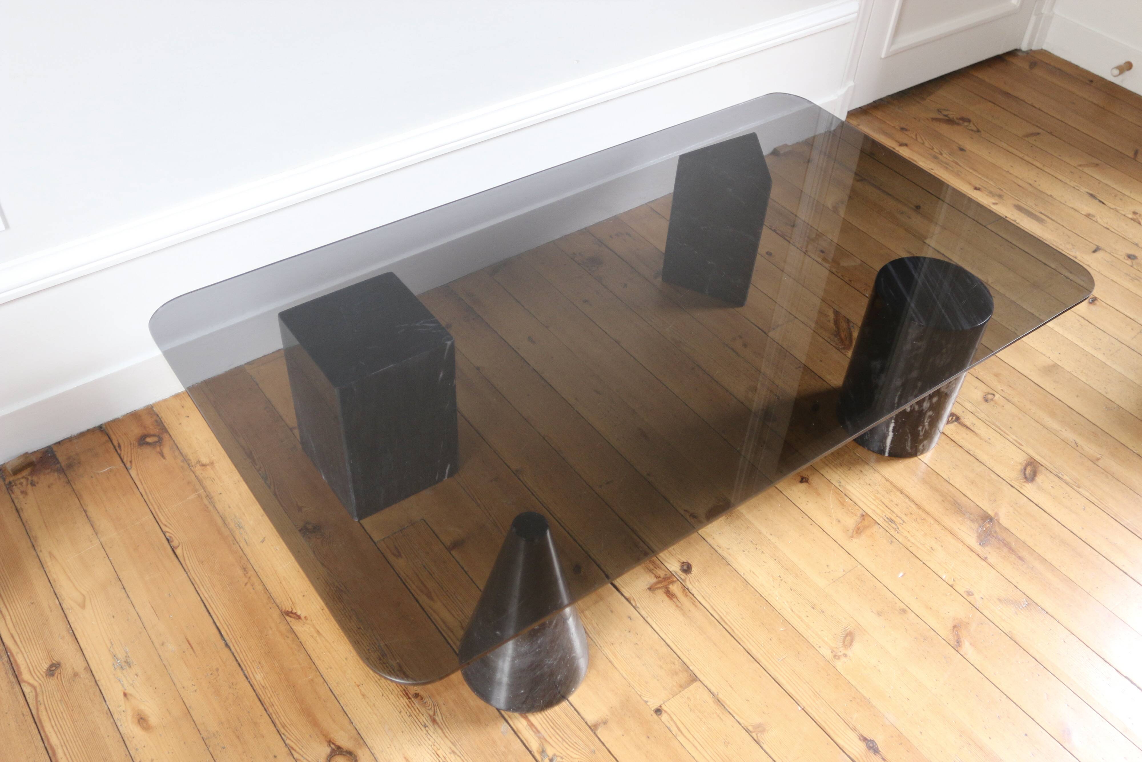 Vintage design marble and glass coffee table from the 1970s