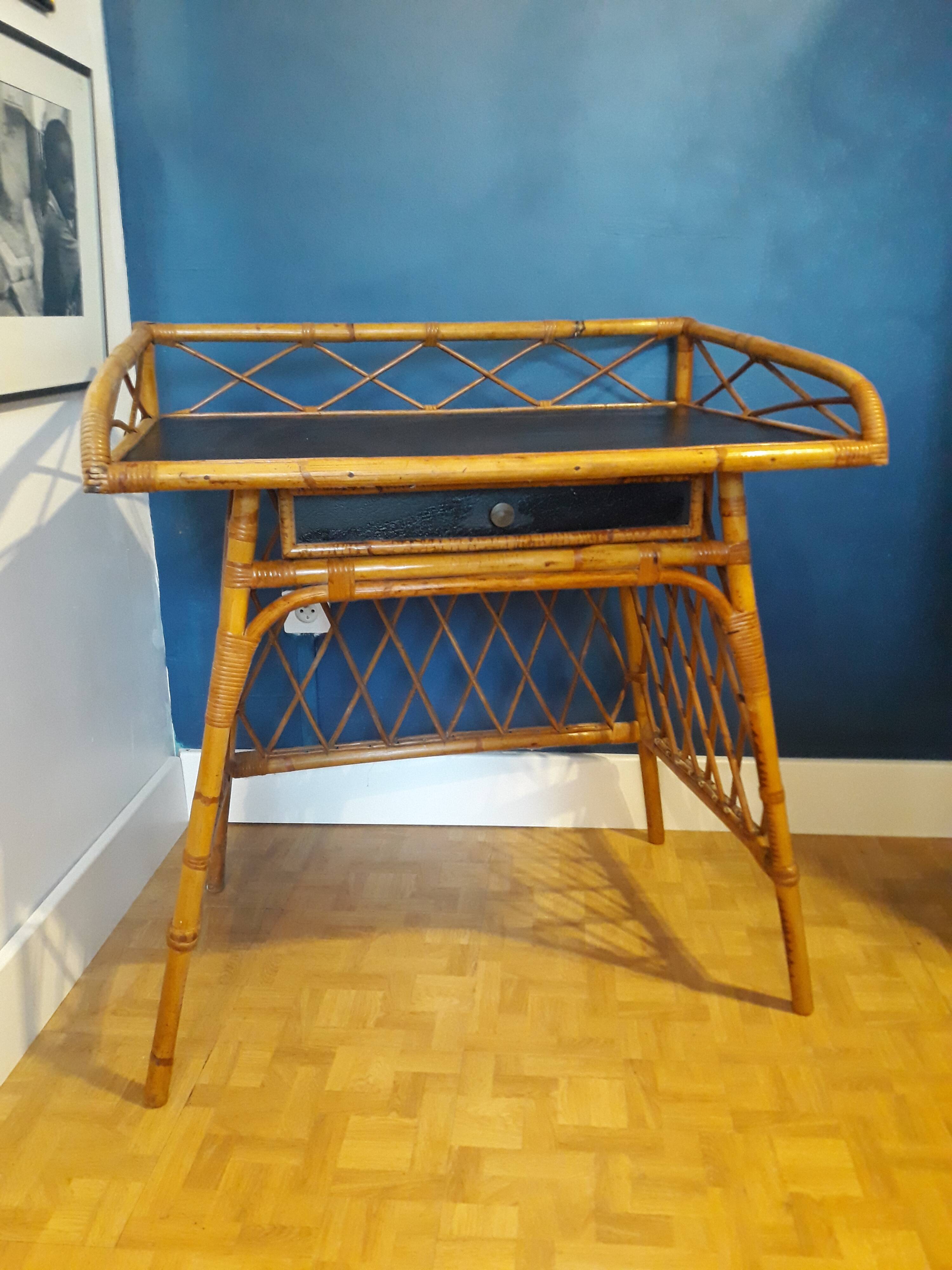 Bureau en rotin années 50