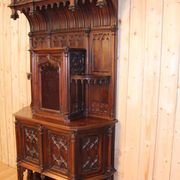 Credence in walnut 19th neo-gothic flamboyant