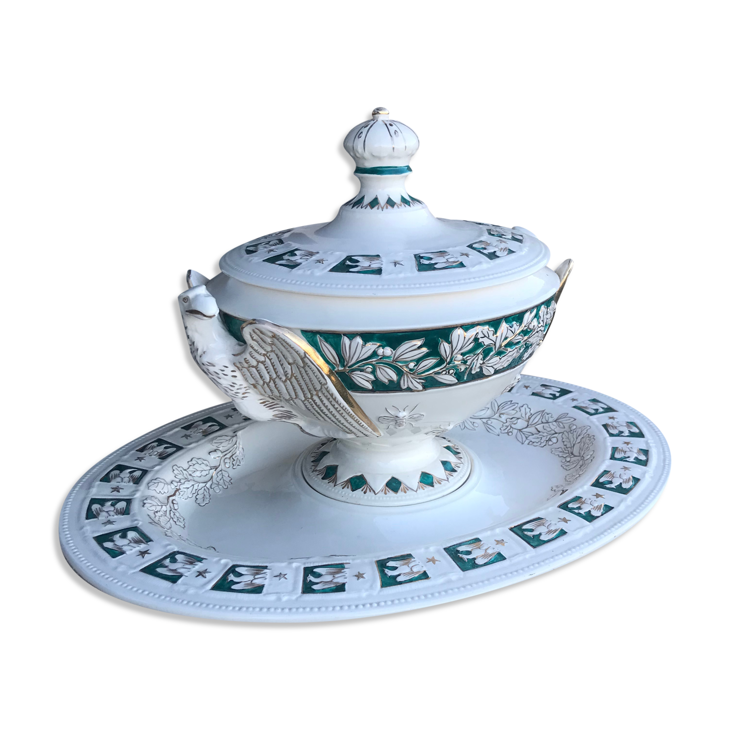 Soup bowl and serving dish empire style