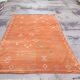 Tapis Kilim vintage marocain orange géométrique fait main en tissage à plat pour salon